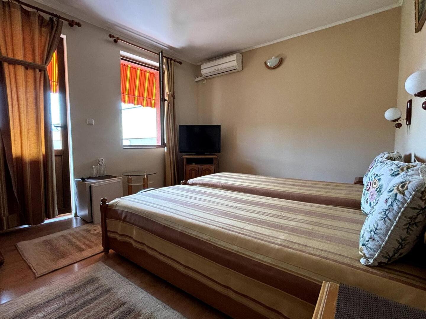 Hotel Rai Tryavna Ngoại thất bức ảnh