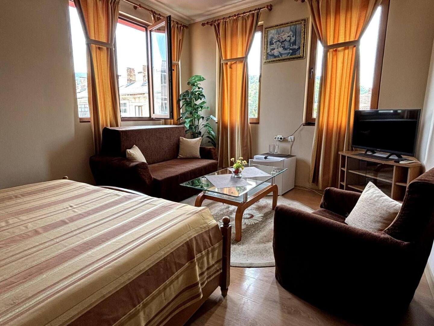 Hotel Rai Tryavna Ngoại thất bức ảnh